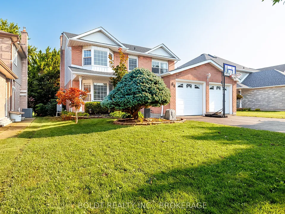 64 Carmine Cres