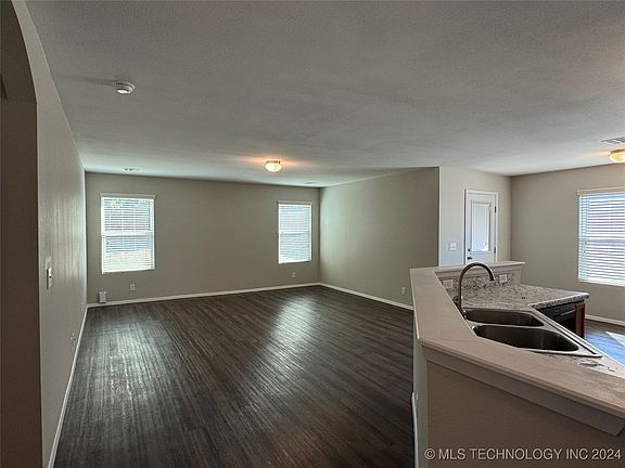 5th image of 1513 S 31st St