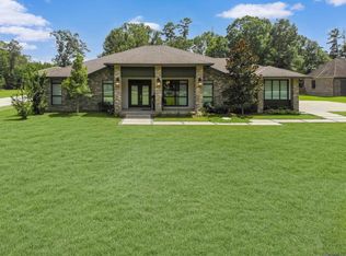 9788 Hunter Brook Ln, Denham Springs, LA 70706