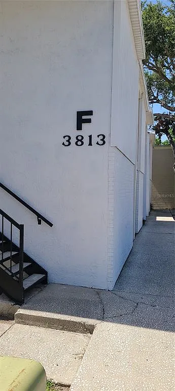 1 bed, 1.5 bath, 680 sqft, $1,500 — Photo 3