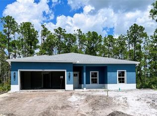 3304 37th St W, Lehigh Acres, FL 33971