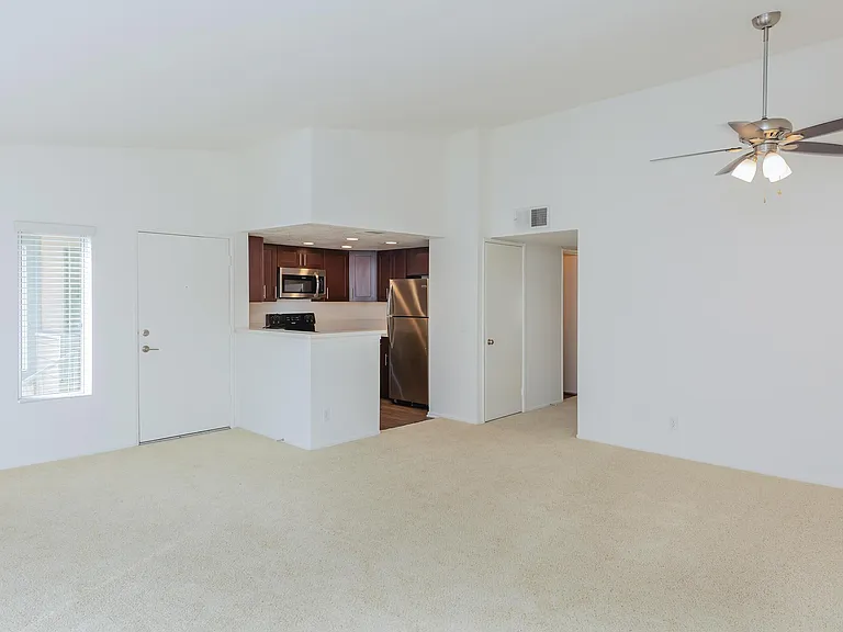 Windrose Apartments — Photo 17