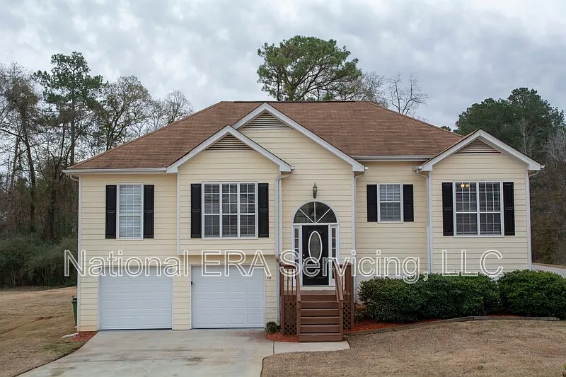 132 Chariot Dr
