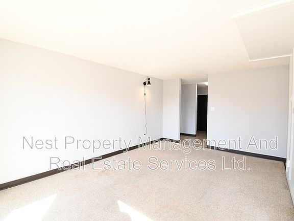 3rd image of 4280 Quentin Ave Unit 213