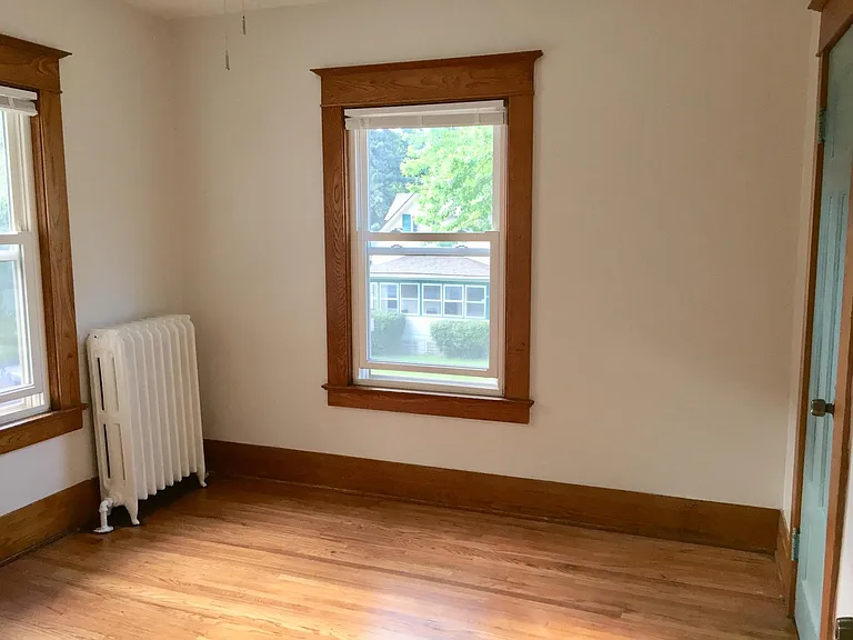 79 Lehigh Ave — Photo 20
