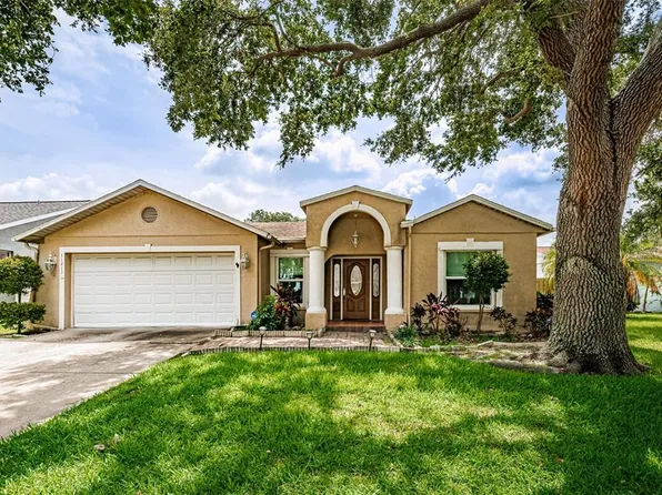 11213 Elmhurst Dr, Pinellas Park, FL 33782