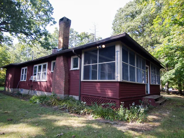 383 Hartford Pike, Killingly, CT 06241