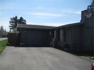 4213 NE 10th St, Renton, WA 98059