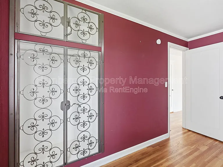 112 W Amherst Ct — Photo 9