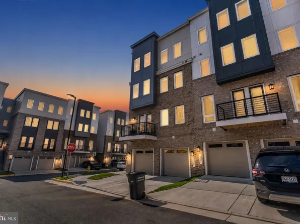 15503 Smoke Box Way, Woodbridge, VA 22191