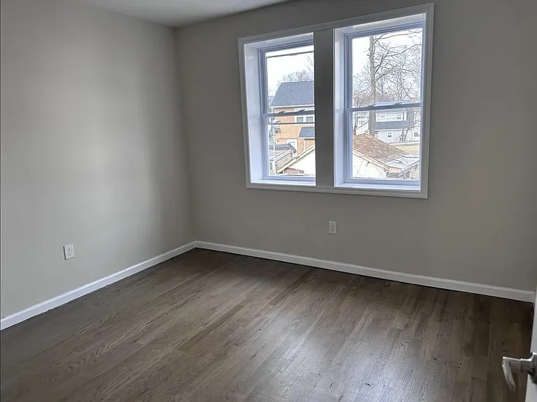 946 18th Ave #5D — Photo 5