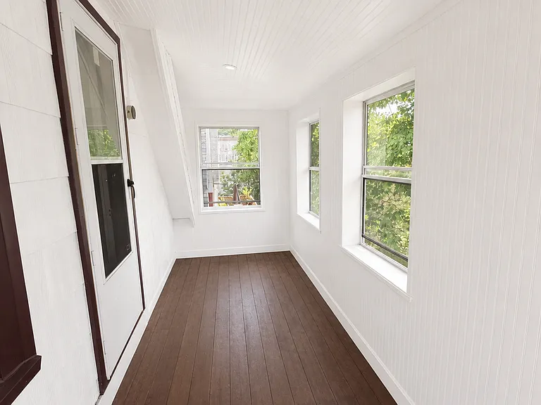 7 Stanford St #2 — Photo 16