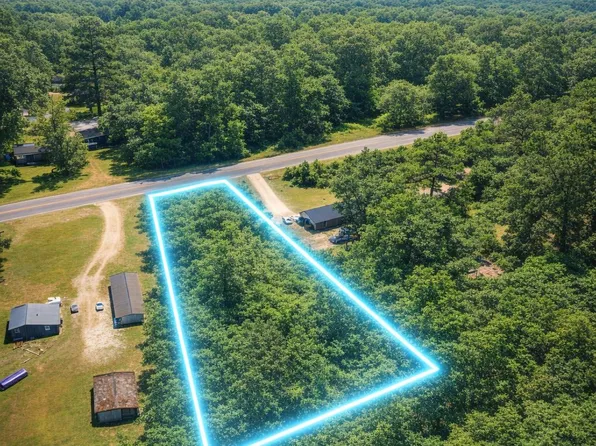 2496 Walker Rd, Linden, NC 28356