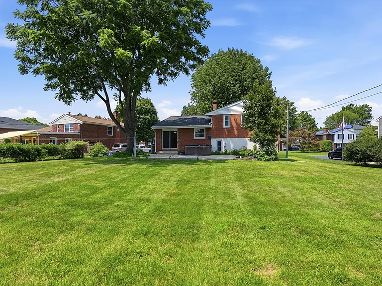 1441 Sandwood Rd — Photo 15