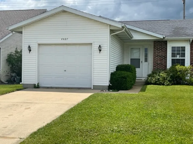 Primary Photo - 4427 Venetian Dr