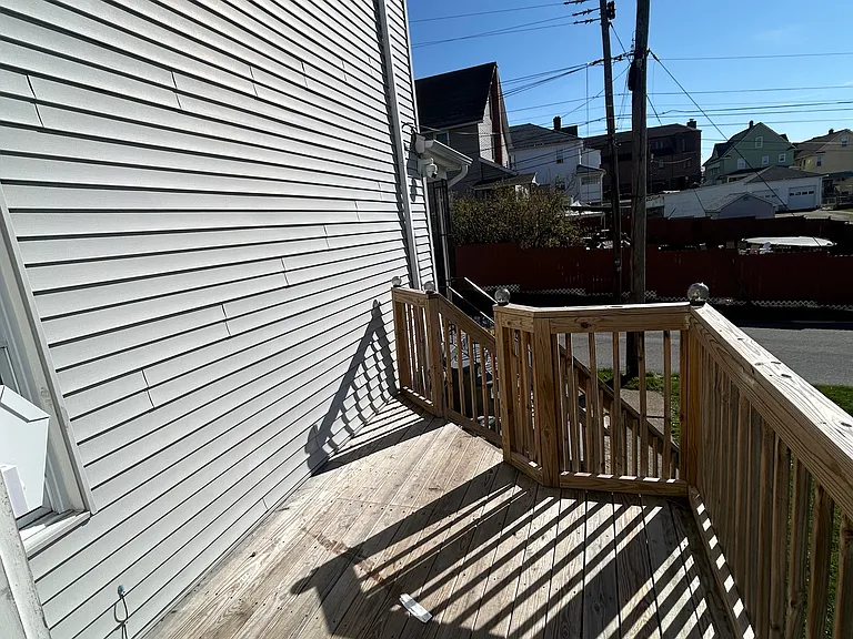 1202-1206 W Elm St #1W — Photo 14