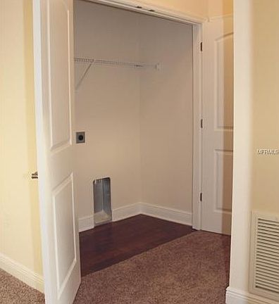 4th image of 1142 Sabine Ln