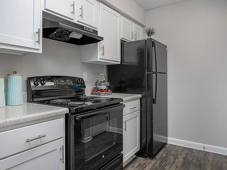 1 and 2 Bedroom Apartments in Raleigh