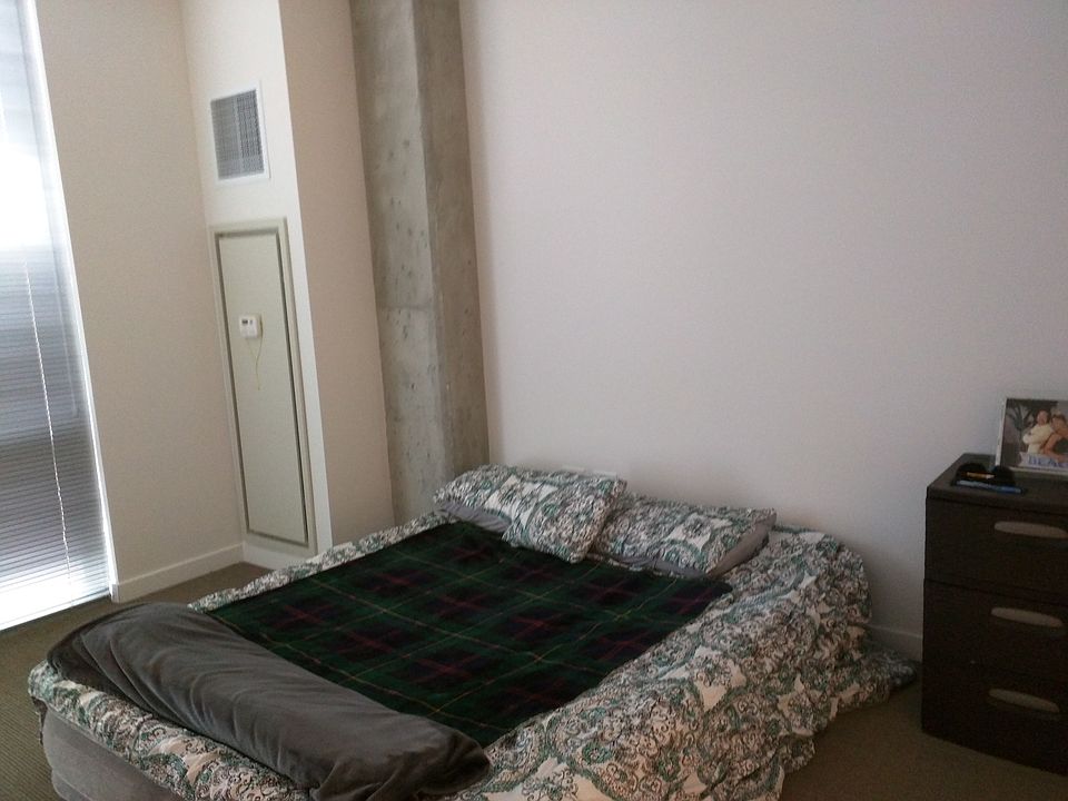 1st image of 805 N La Salle Dr Unit 2606