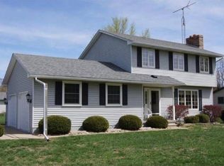 251 E Sawdust Corners Rd, Lapeer, MI 48446
