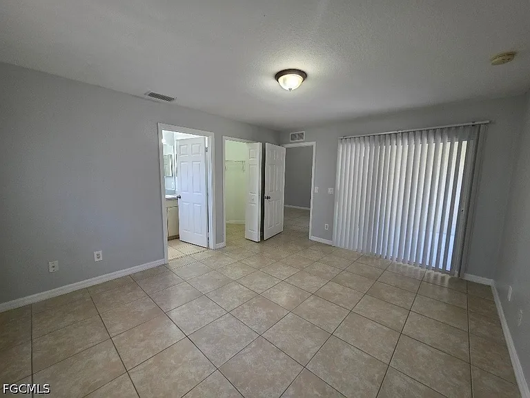 2419 Joe Ave S — Photo 12