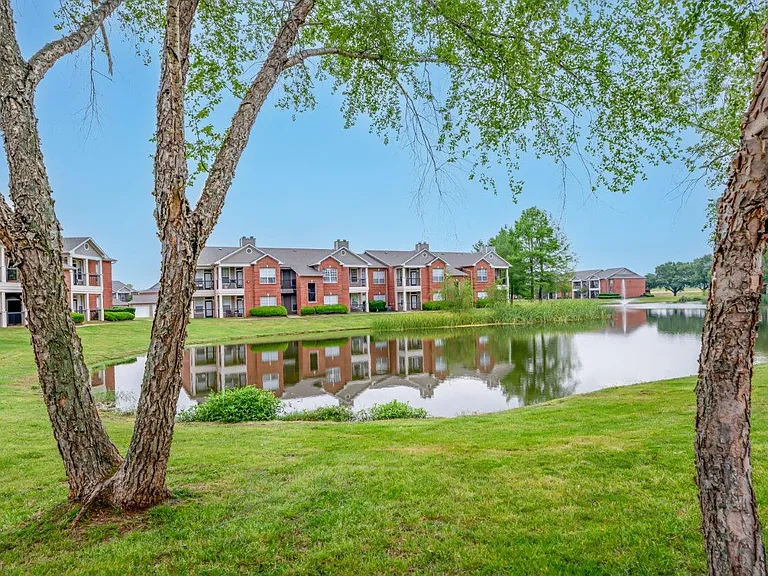 Champion Lake Apartment Homes — Photo 23
