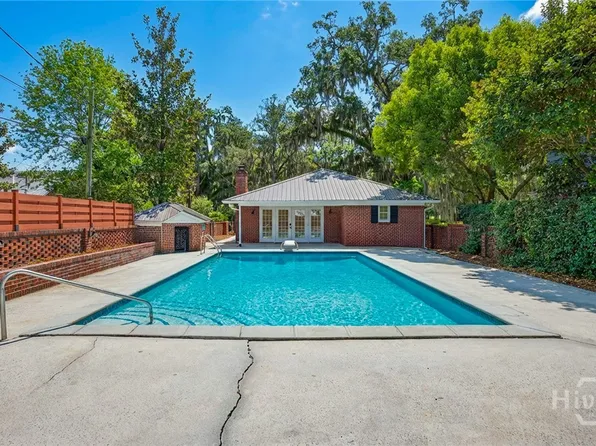 1804 E Henry Street, Savannah, GA 31404