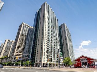 77 Harbour Sq #3507, Toronto, ON M5J 2S2