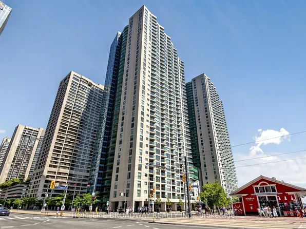 77 Harbour Sq #3507, Toronto, ON M5J 2S2