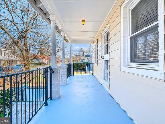2nd image of 4905 Fable St
