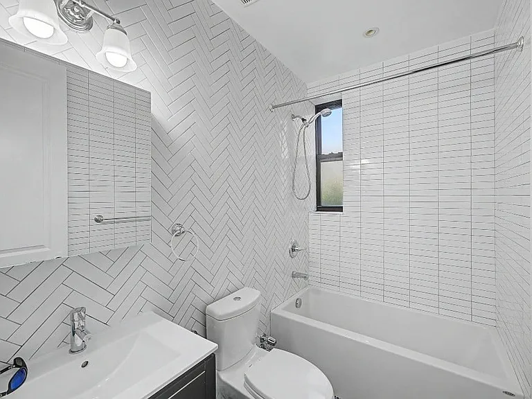 329 Union St #1C — Photo 12