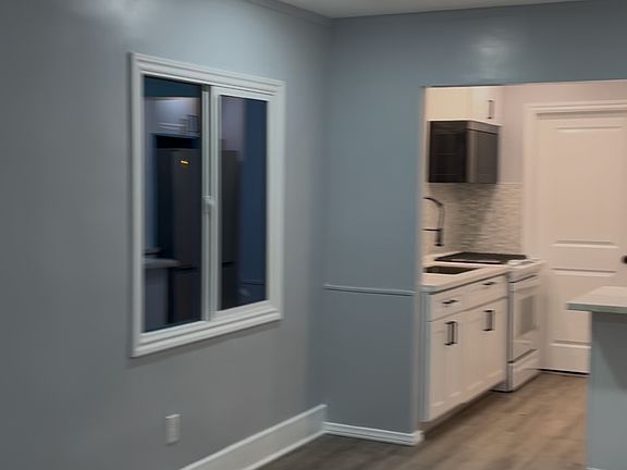 3rd image of 1462 N Avenue 46