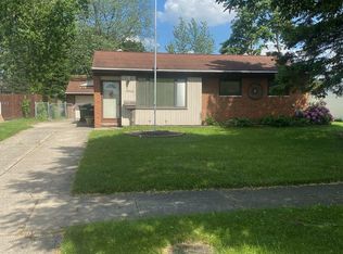 39666 Balboa Dr, Sterling Heights, MI