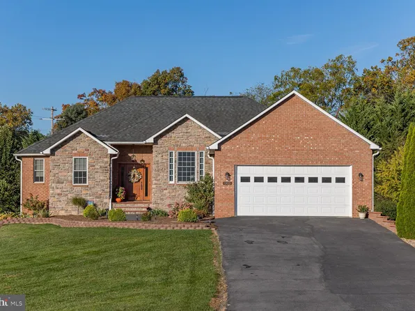 1905 Cumberland Dr, Harrisonburg, VA 22801