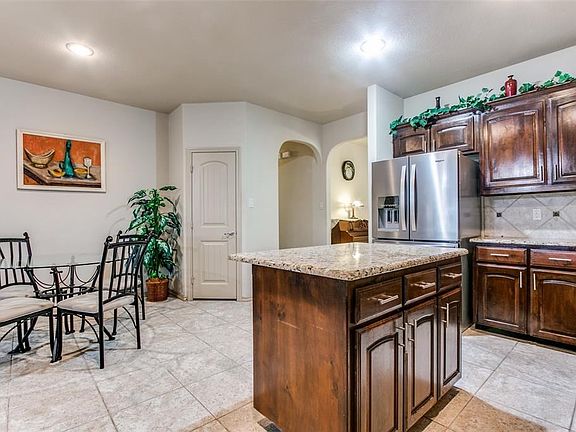 3rd image of 13016 Monte Alto St
