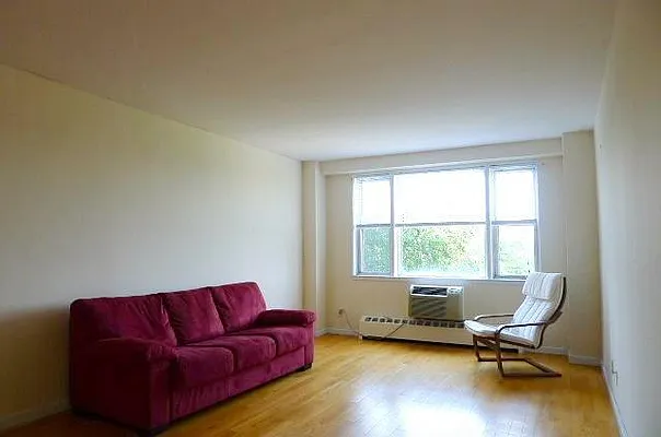 Sold by Robert E. Hill  | media 30