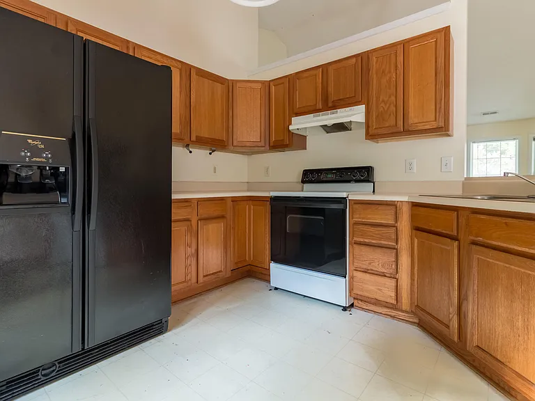 205 Shady Ct — Photo 4