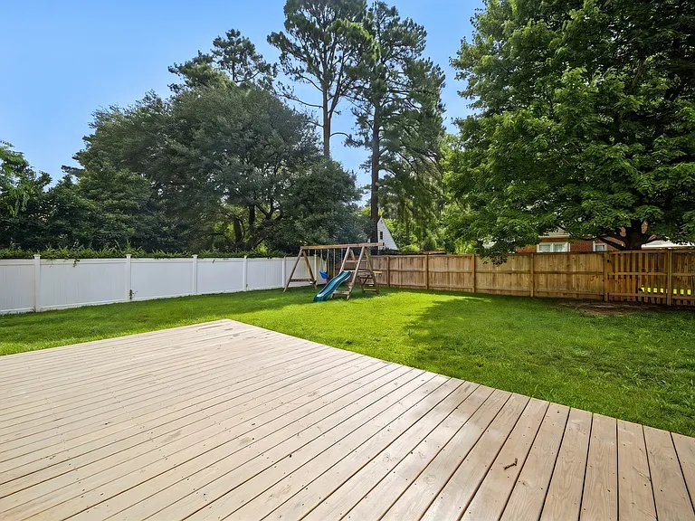 6048 River Rd — Photo 44