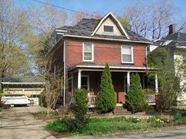 915 Liberty St, Erie, PA 16502