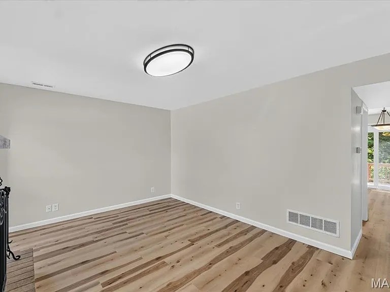 61 Park Charles Blvd S #C — Photo 8