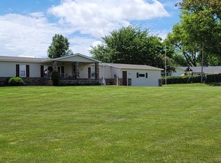 409 E Jaycee St, Avoca, IA 51521