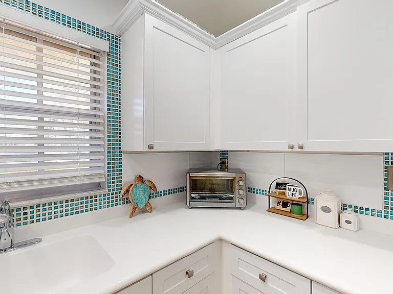 1717 N Dovetail Dr #D — Photo 5