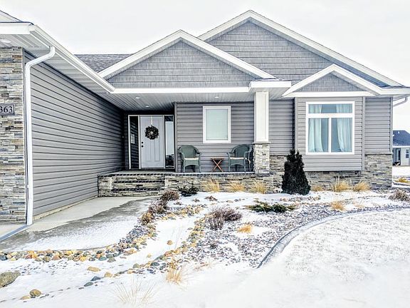 4th image of 2363 Harbor Ln W