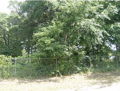 2nd image of 551 Crawford Ln