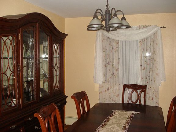 2nd image of 15 San Antonio Cir