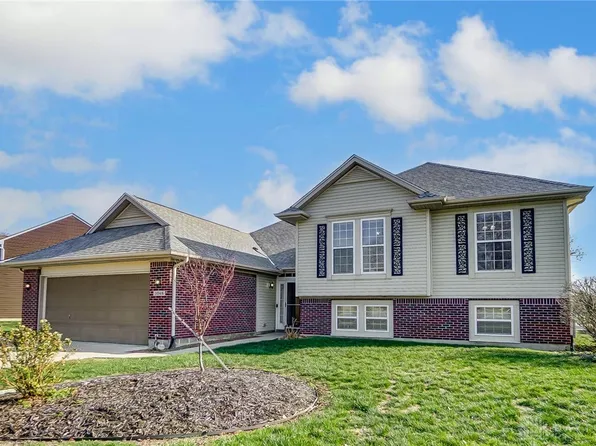 1048 Whitetail Dr, Fairborn, OH 45324