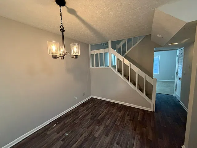2 bed, 1.5 bath, 1116 sqft, $1,450 — Photo 3