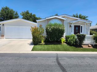 1422 Martinique Dr, Hemet, CA 92543