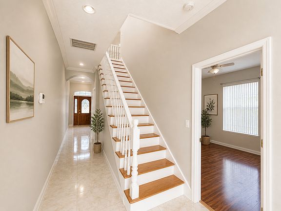 4th image of 11052 Lynn Lake Cir