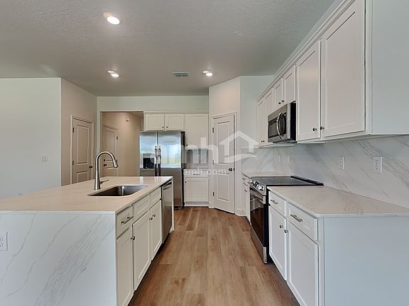 4th image of 37794 Dusty Saddle Ln